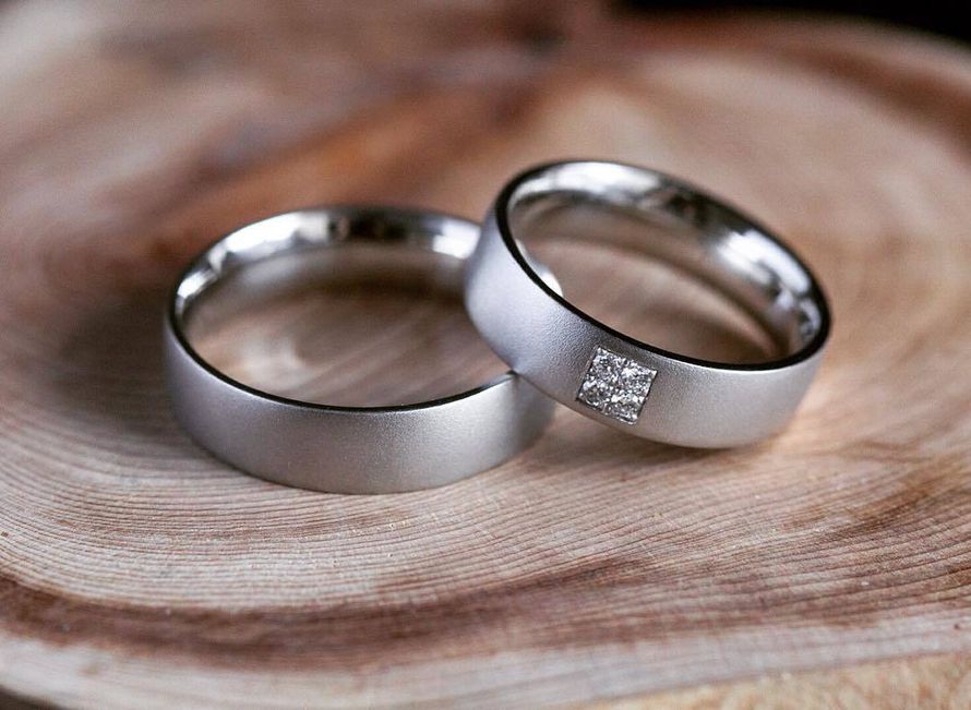 Обручальные кольца из платины