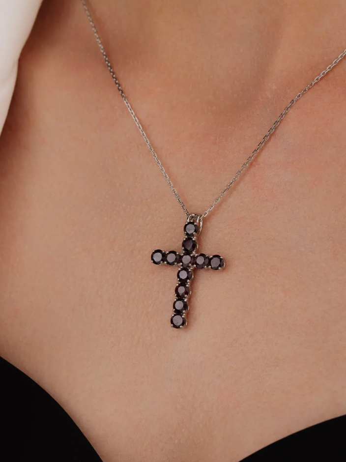 Подвеска крестик из серебра с гранатом-4.png