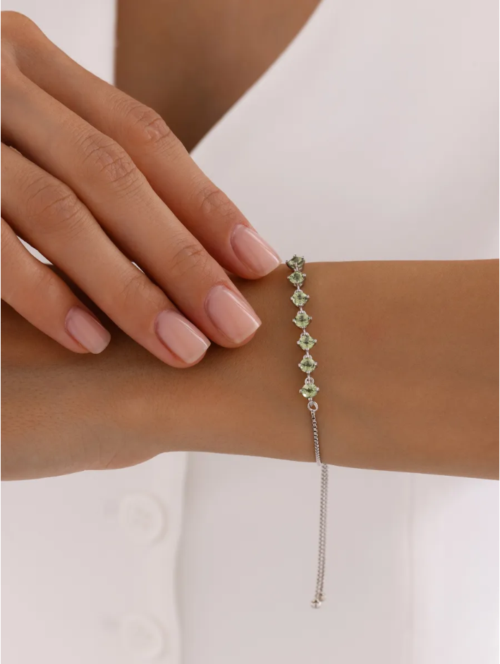 Браслет из серебра с хризолитами (арт. 4340132576-18)-1.png