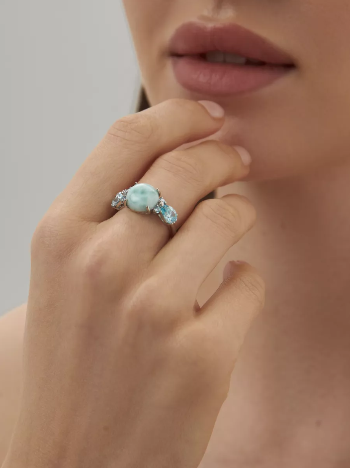 Кольцо из серебра с ларимаром и фианитами (Арт. 1340Л10935)-2.png