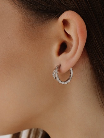 Серьги из серебра с фианитом