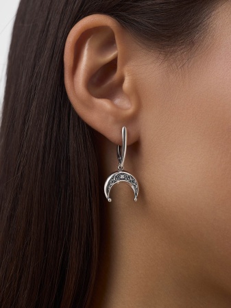 Серьги из серебра с фианитом