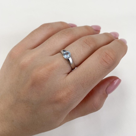 Купить кольцо из серебра с топазом в интернет-магазине KRASNOE