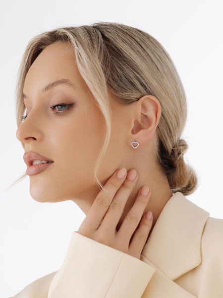 Пусеты из серебра с фианитами в ювелирном интернет-магазине