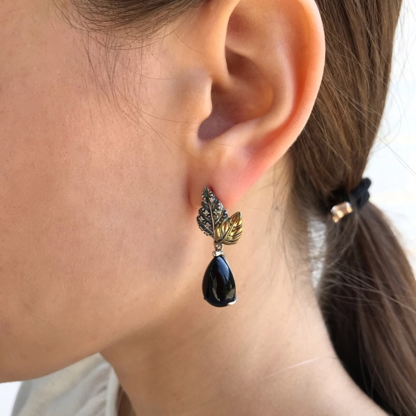 Серьги из серебра с агатами и фианитами