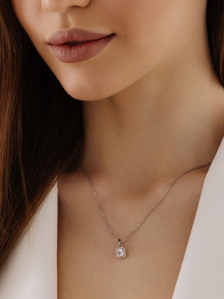 Купить подвеска из серебра с топазом и фианитами