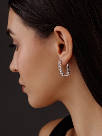 Серьги из серебра с фианитом