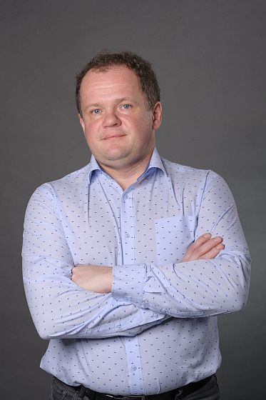 Игорь Бахарев