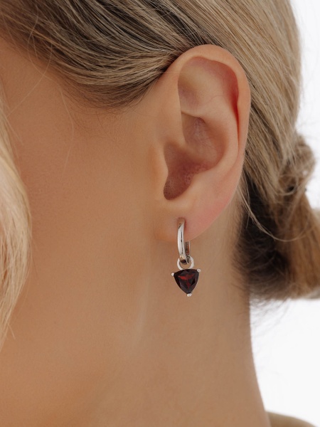 Серьги из серебра с гранатом
