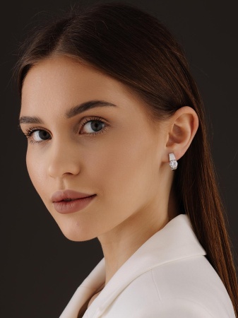 Серьги из серебра с фианитами