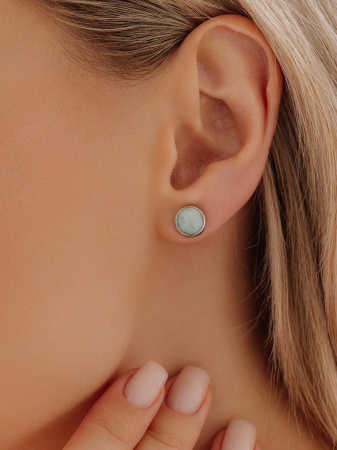 Пусеты из серебра с амазонитами П340372780 от KRASNOE, металл Серебро, вставка Амазонит