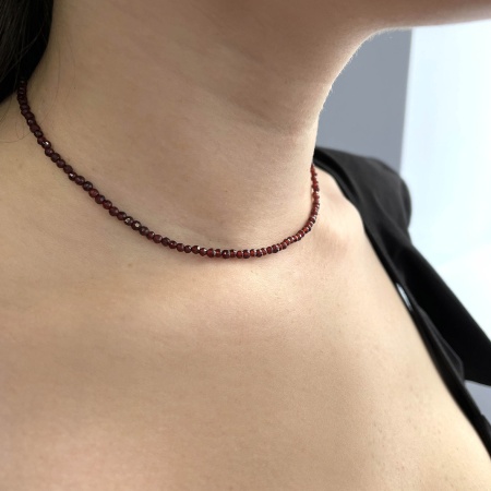 Бусы из серебра с гранатами 8340156038-38