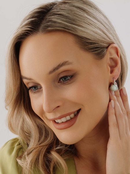 Серьги из серебра с жемчугом 2340244318-68 от KRASNOE, металл Серебро, вставка Жемчуг Имитация