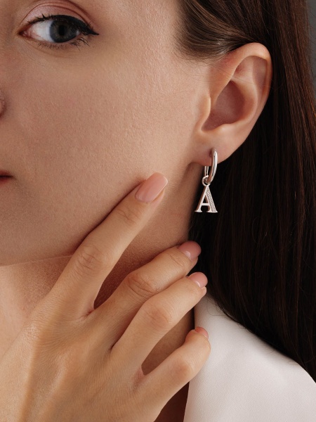 Серьги из серебра с фианитами