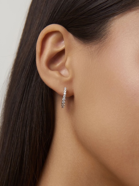 Серьги из серебра с фианитом