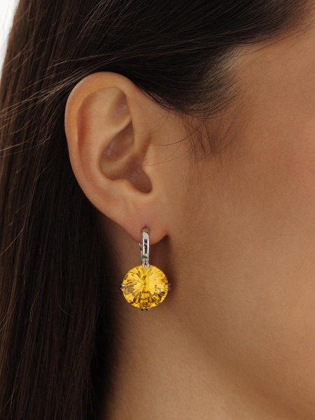 Серьги из серебра с фианитами в ювелирном интернет-магазине