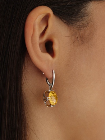 Серьги из серебра с фианитом