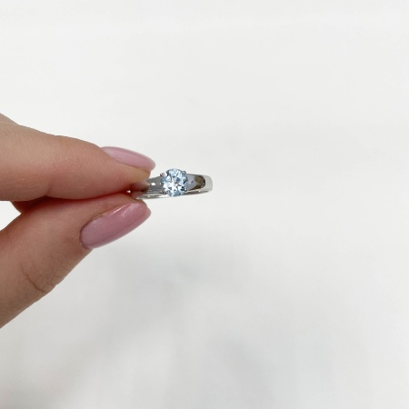 Купить кольцо из серебра с топазом в интернет-магазине KRASNOE