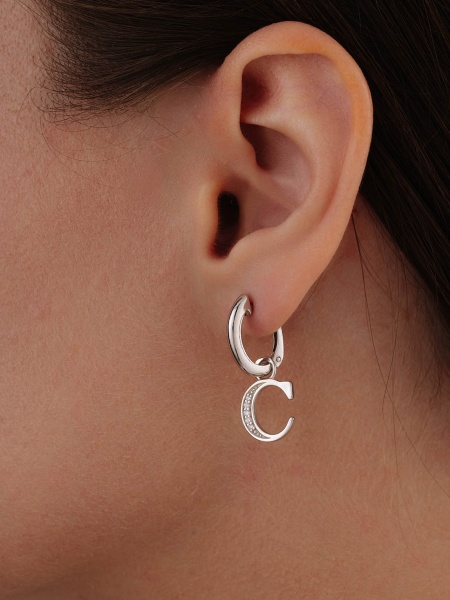 Серьги из серебра с фианитом