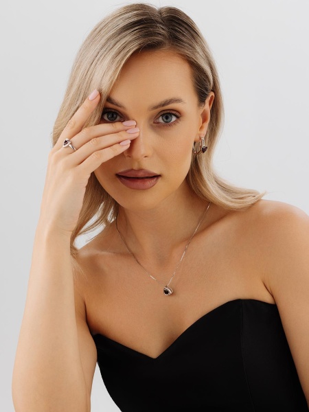 Серьги из серебра с гранатом