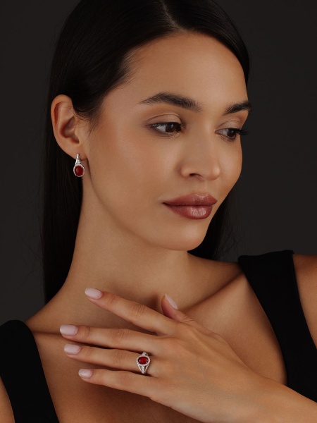 Серьги из серебра с агатами и фианитами со скидкой