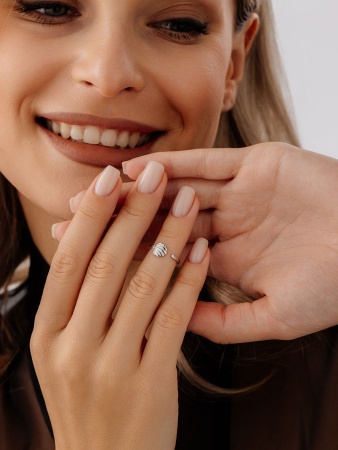 Купить кольцо из серебра без вставок в интернет-магазине KRASNOE