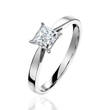 Кольцо из золота с бриллиантом