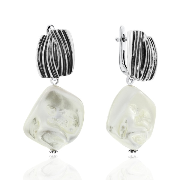 Серьги из серебра с жемчугом со скидкой