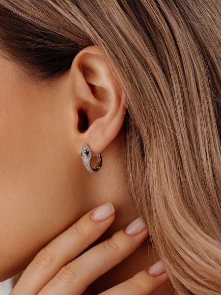 Серьги из серебра с фианитом
